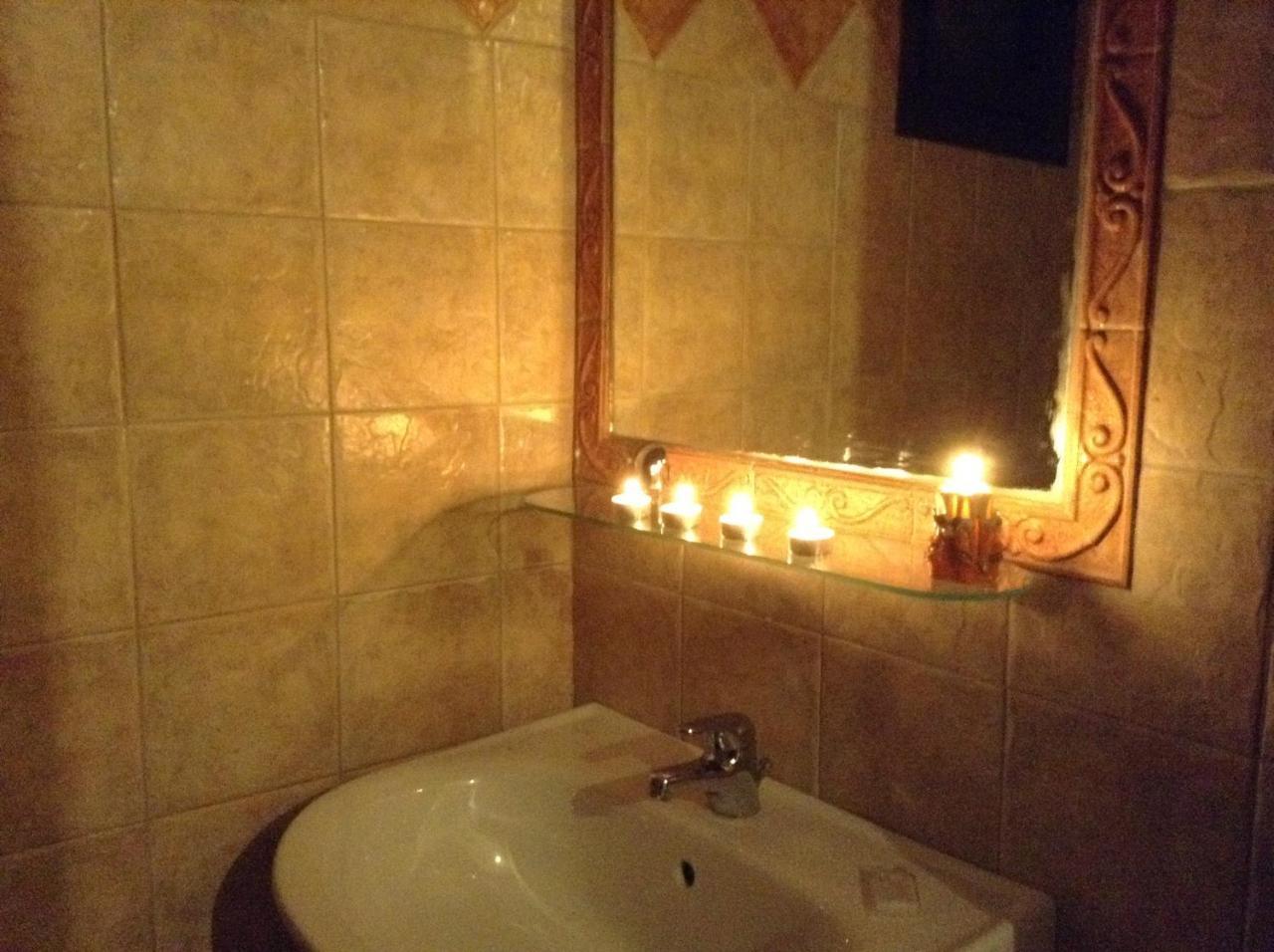 Menelaos Apartments Lefókasztro Kültér fotó